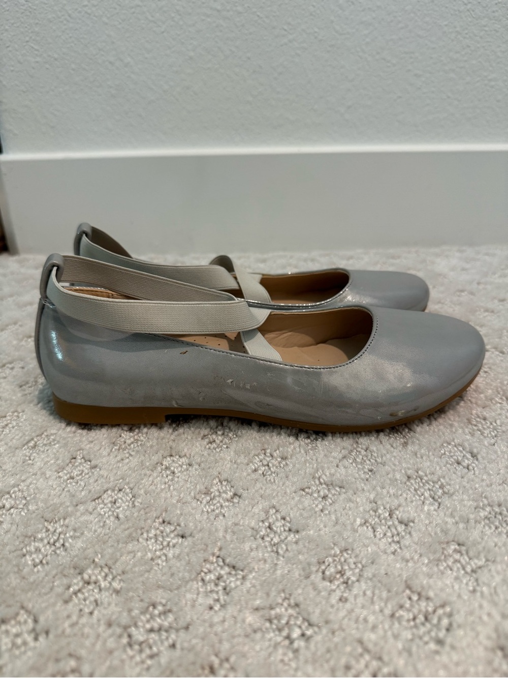 La Perla Girls Ballerina Shoes Elastic Strap Ballet Flats Size 34 US 2
